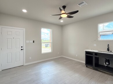 3274 Interstate 35 N unit 2, Natalia, TX 78059 - photo 6