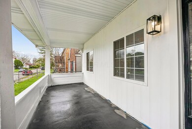 19-web-or-mls-1565-cordell-ave