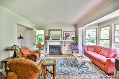 11 Middle Hill Rd, Troy, NY 12180 - photo 7