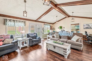 807 Oak Ct, Greenfield, IN 46140 - photo 7