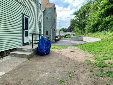 29 Cambridge St, Worcester, MA 01603 - photo 3