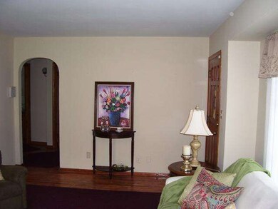 2849 121st St, Toledo, OH 43611 - photo 4