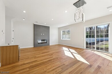 21 Belmont Ave unit B, Madison, NJ 07940 - photo 4