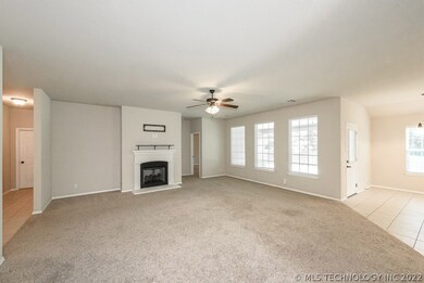 2800 W Charlotte St, Broken Arrow, OK 74011 - photo 7