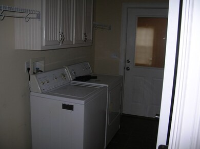 Laundry Rm