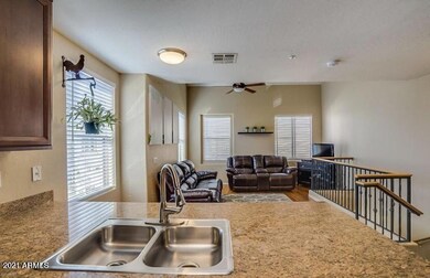 Kitchen living