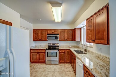 6642 E Adobe St, Mesa, AZ 85205 - photo 7