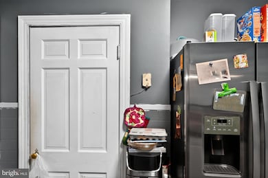 714 Robertson St, Chase City, VA 23924 - photo 7