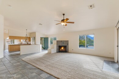 Great Room w Mountain views