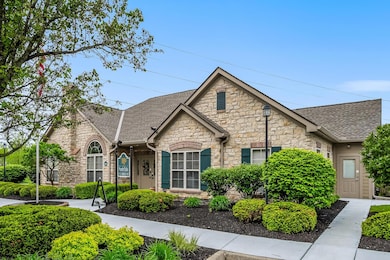 5-web-or-mls-7300 Falls View Cir-105