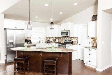 (5) Stock Kitchen