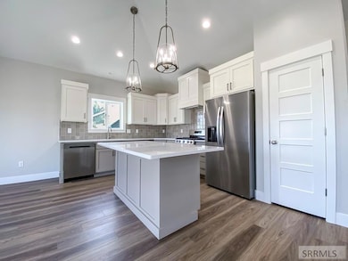 5935 Maggie Dr, Idaho Falls, ID 83402 - photo 2