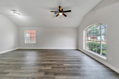 16007 Lakestone Dr, Tomball, TX 77377 - photo 6