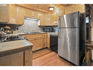 27172 E Marion Rd, Rhododendron, OR 97049 - photo 7