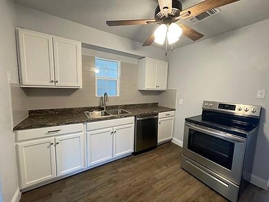 1508 N Hoard Ave, Sherman, TX 75090 - photo 4