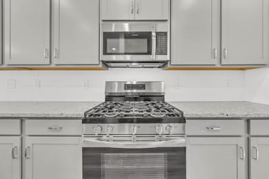 1421 English Oak Dr, Clarksville, TN 37043 - photo 7