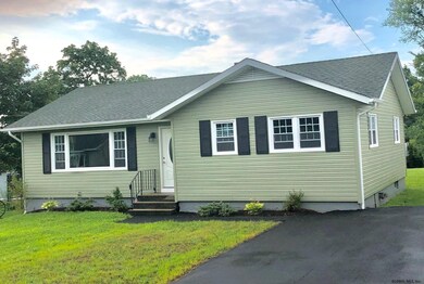 3 May St, Rensselaer, NY 12144 - photo 3