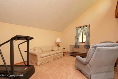 104 Mountain Top Cir, Bushkill, PA 18324 - photo 7