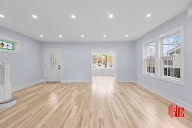 34-26 209th St, Flushing, NY 11361 - photo 5