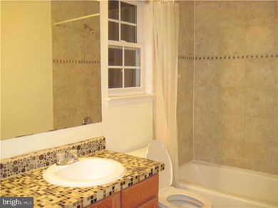 21 Hemingway Ln, Columbus, NJ 08022 - photo 7