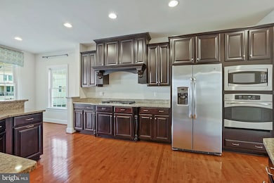 25082 Balcombe Terrace, Chantilly, VA 20152 - photo 6