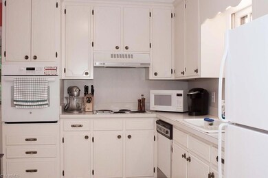 6800 Middleburg Rd, Greensboro, NC 27406 - photo 4