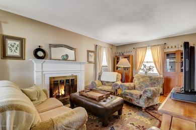 07-Living_room