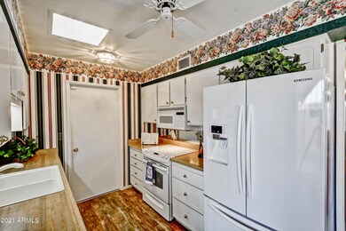 17415 N 102nd Dr, Sun City, AZ 85373 - photo 4