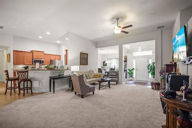 190 Rusk Cir, Spring Hill, FL 34606 - photo 4