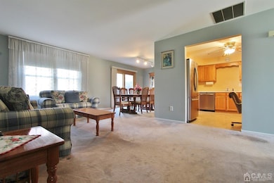 137 Zwolak Ct, South Plainfield, NJ 07080 - photo 5