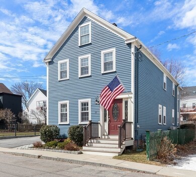 10 Salem St, Newburyport, MA 01950 - photo 3