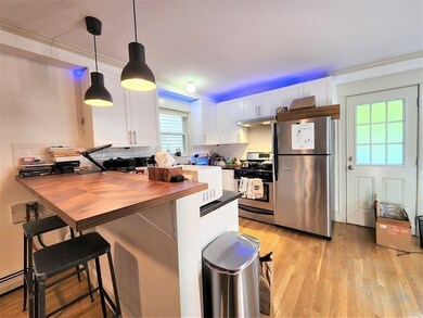 6 Bristol St unit 3, East Cambridge, MA 02141 - photo 2