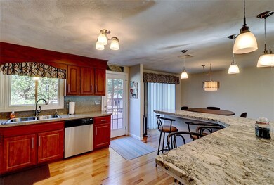 24 Sturbridge Ave, Greenville, RI 02828 - photo 7