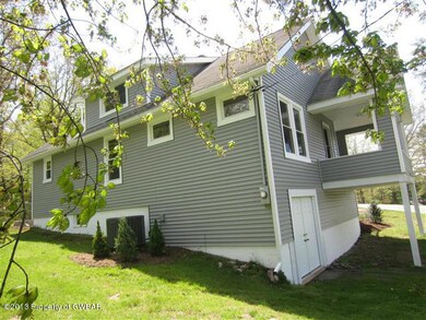 1 Albert Rd, Mountain Top, PA 18707 - photo 4