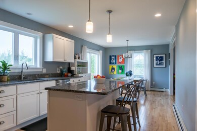 9-Kitchen (3 of 7)
