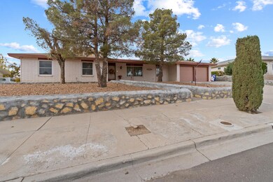10840 Vista Lomas Dr, El Paso, TX 79935 - photo 4