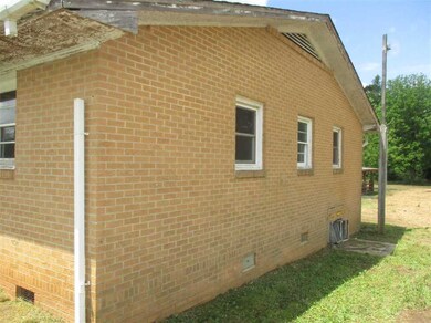 725 Clinkscales Rd, Anderson, SC 29624 - photo 2