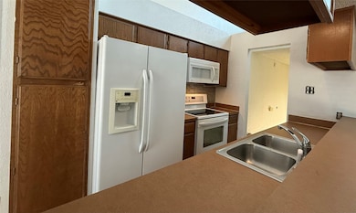 6723 Eastridge Dr unit 109B, Dallas, TX 75231 - photo 3