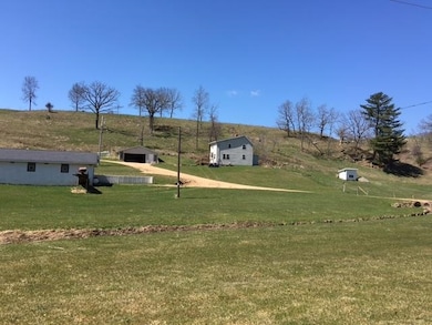 1906 Squirrel Hill Rd, Hollandale, WI 53544 - photo 2