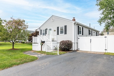 140 Carman St, Cranston, RI 02910 - photo 2