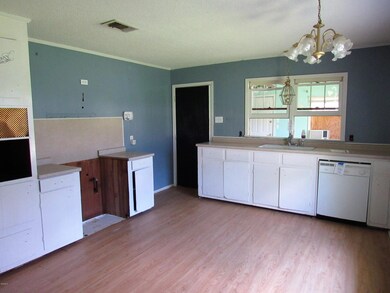 KITCHEN VIEW 1