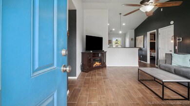 8916 S 260th East Ave, Broken Arrow, OK 74014 - photo 4