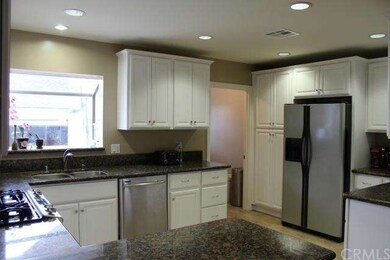 (1st Floor) Granite counters, Custom Cabinets galo