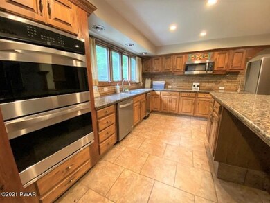 1133 Red Hawk Dr, Lake Ariel, PA 18436 - photo 4