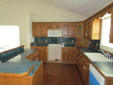 3252 Bohon Rd, Harrodsburg, KY 40330 - photo 5