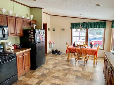 60 Laflamme Trailer Park Rd, West Stewartstown, NH 03597 - photo 3