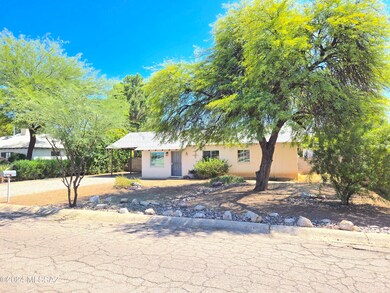 4718 E 17th St, Tucson, AZ 85711 - photo 2