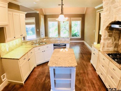 6024 6024 Brynmar Ct, Tyler, TX 75703 - photo 6