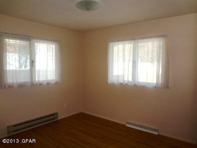 Main Level Bedroom #1