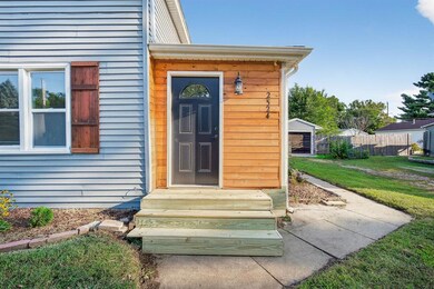 2524 E Walnut St, Des Moines, IA 50317 - photo 5